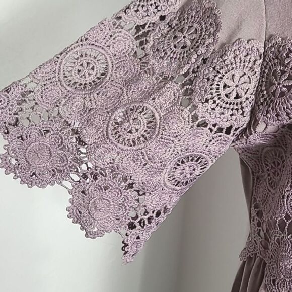 Shannon Ford NY Light Purple Loose Turtleneck Top, Purple Embroidery, Size Large - Picture 5 of 10